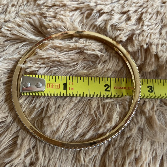 Aldo sparkly bangle in excellent condition. - Picture 4 of 4